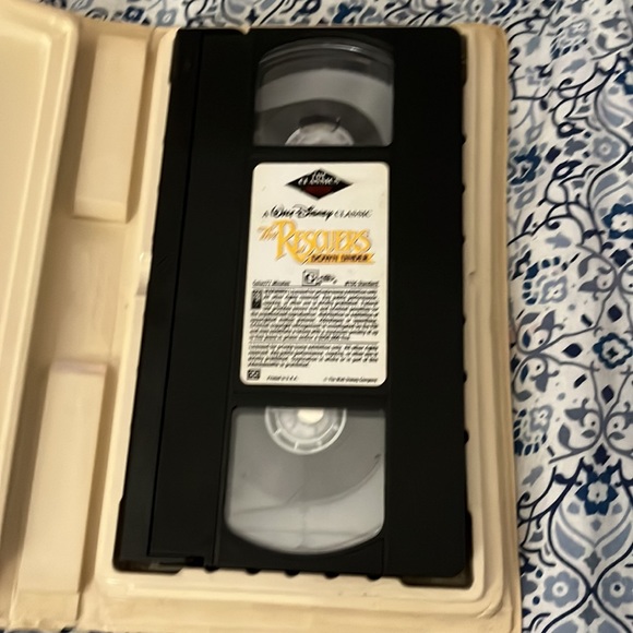 The rescuers down under vhs - Picture 2 of 4